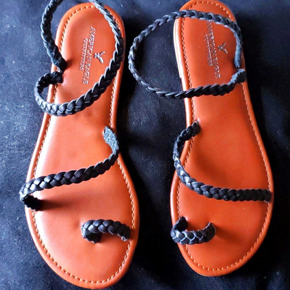 Braided toe ring sandal